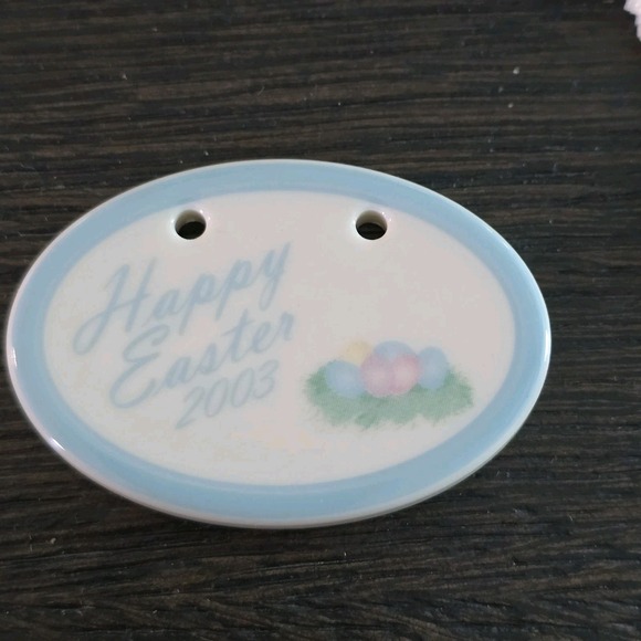 Happy Easter Egg Basket Tie on Charm Longaberger - Picture 2 of 5